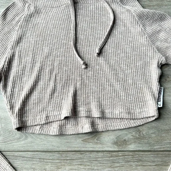 Gymshark Slounge Taupe  Cropped Hoodie - Picture 7 of 15